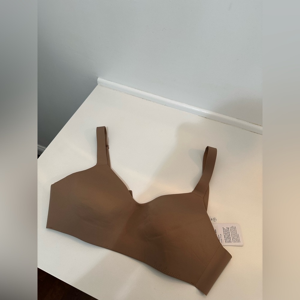 Lululemon Hold True Bra